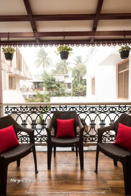 Mirje'S Deck - Homestay - Family Rooms Kolhapur Exterior photo